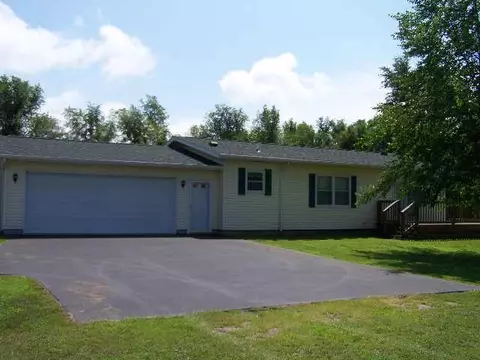 5827 Miner Rd, Thomson, IL 61285 photo 2