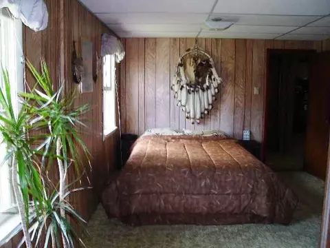 913 S 15th Ave, Freeport, IL 61032 photo 6