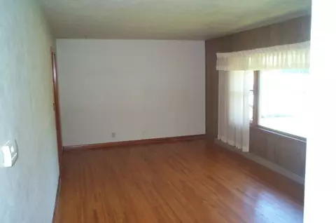 702 Monroe, Hanover, IL 61041 photo 3