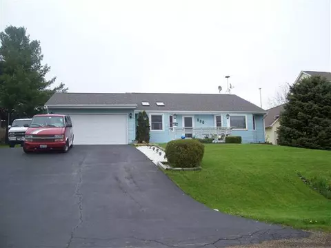880 Breckenboro, Davis, IL 61019 photo 2
