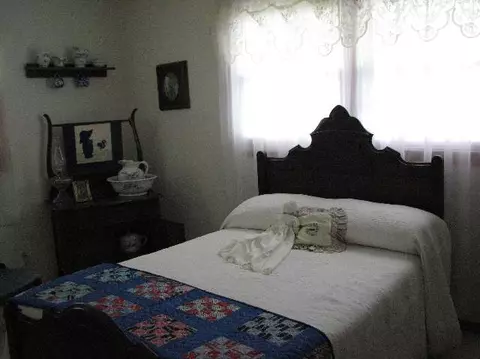 1097 W Mcconnell Rd, Freeport, IL 61032 photo 7