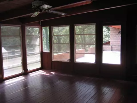 1317 Lacresta Dr, Freeport, IL 61032 photo 7