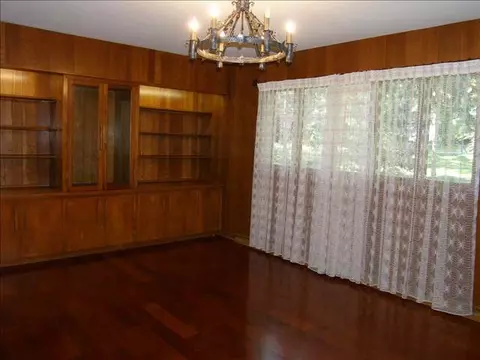 1317 Lacresta Dr, Freeport, IL 61032 photo 5