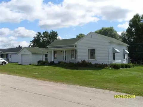 408 W W Spg, Mount Carroll, IL 61053 photo 2