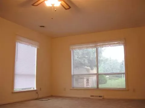 1494 Winter Dr, Freeport, IL 61032 photo 9