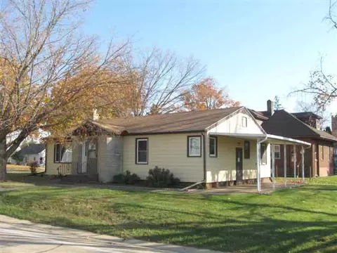 69 Calvert St, Chadwick, IL 61014 photo 6