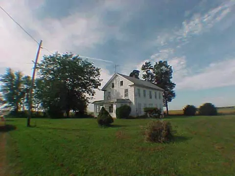 3063 W Becker School Rd, Freeport, IL 61032 photo 6