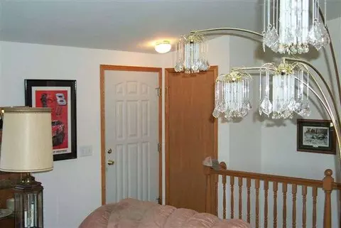 17 Whitewater Dr # -8, Lanark, IL 61046 photo 2