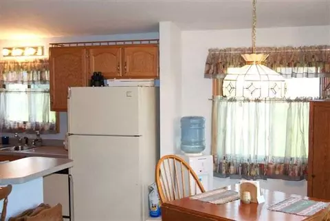 17 Whitewater Dr # -8, Lanark, IL 61046 photo 5