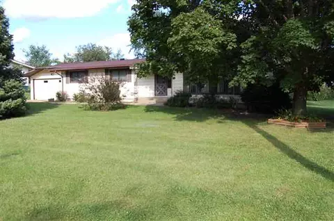 1403 Robert, Freeport, IL 61032 photo 1
