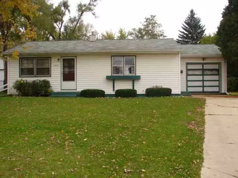 1415 Mark Dr, Freeport, IL 61032 photo 1
