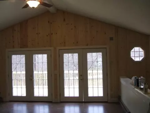 370 Orleans, Davis, IL 61019 photo 9