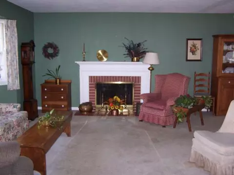 731 E Washington St, Mount Carroll, IL 61053 photo 3
