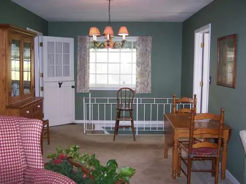 731 E Washington St, Mount Carroll, IL 61053 photo 5