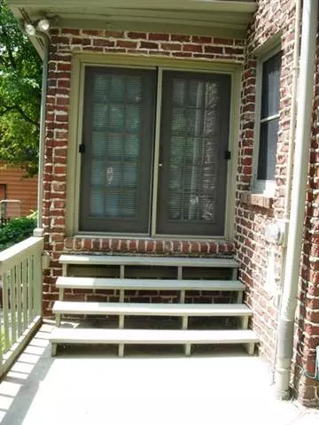 1409 W Harrison St, Freeport, IL 61032 photo 8
