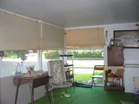 604 S Jackson St, Mount Carroll, IL 61053 photo 6