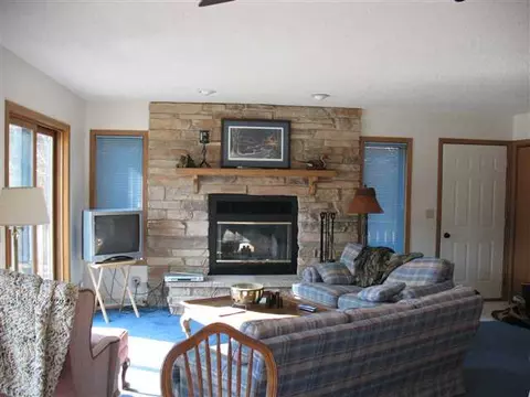 4-71 Beachcomber Ln, Lanark, IL 61046 photo 5