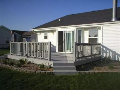 528 Autumnwolf Dr, Davis Junction, IL 61020 photo 9