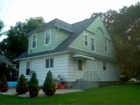227 Wilson, Chadwick, IL 61014 photo 1