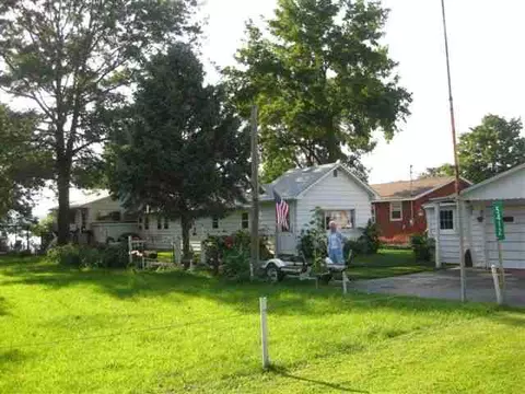 5412 Riverview Cir # A, Thomson, IL 61285 photo 7