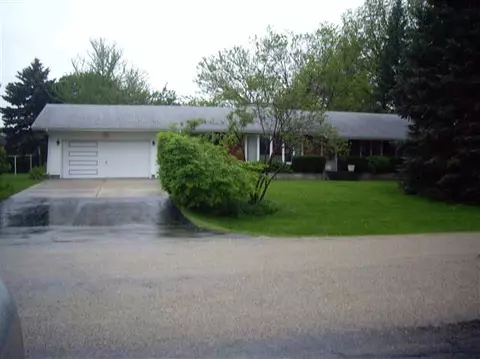 301 Willow, Forreston, IL 61030 photo 1