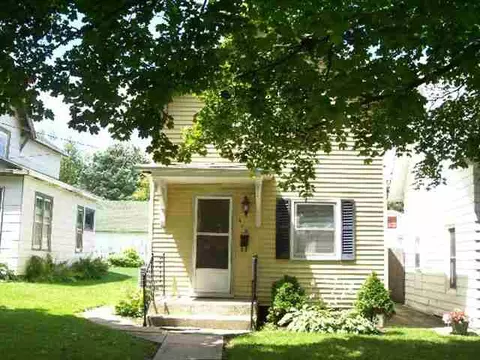 412 N Broad, Lanark, IL 61046 photo 1