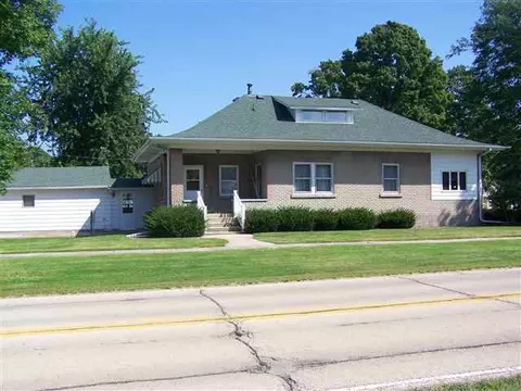 52 School St, Chadwick, IL 61014 photo 2