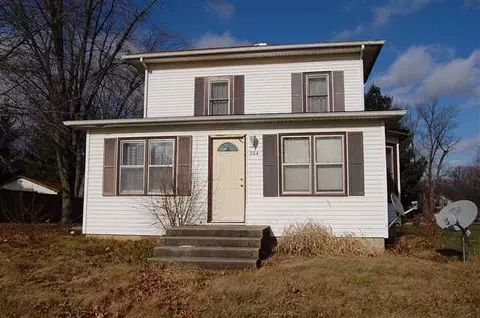204 E Third, Leaf River, IL 61047 photo 1