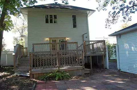 35 N Sunset Ave, Freeport, IL 61032 photo 9
