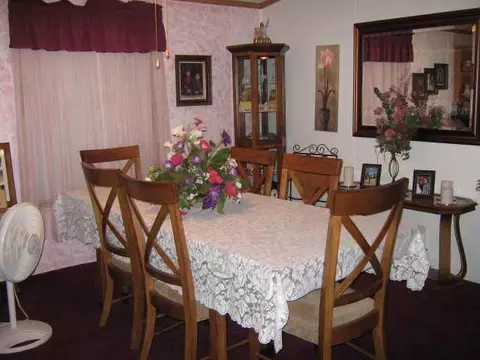 102 Starlight Dr, Freeport, IL 61032 photo 3