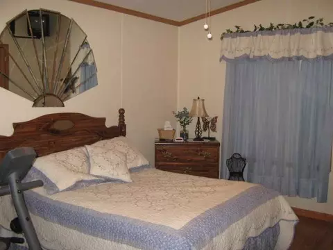 102 Starlight Dr, Freeport, IL 61032 photo 7