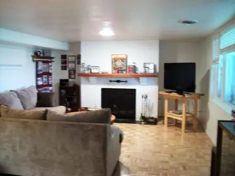 2436 E Maize Rd, Freeport, IL 61032 photo 7