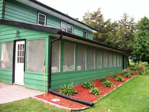 2436 E Maize Rd, Freeport, IL 61032 photo 8