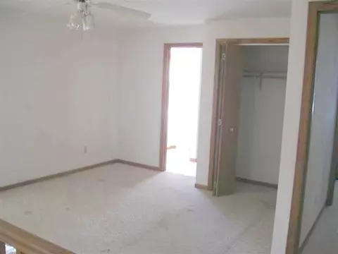 616 E Washington St, Warren, IL 61087 photo 7