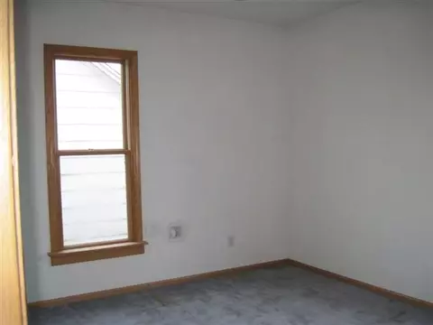821 Illinois St, Freeport, IL 61032 photo 6