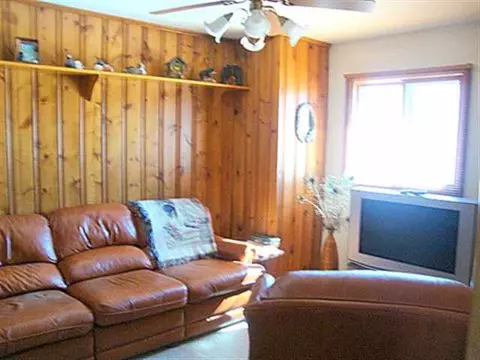 280 N Concord Dr, Freeport, IL 61032 photo 6