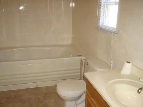 309 W Jefferson, Ridott, IL 61067 photo 5