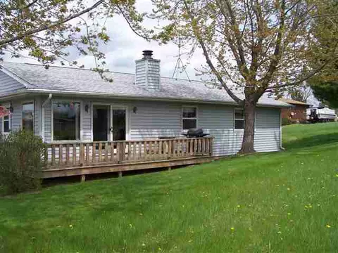 4-121 Beachcomber Ln, Lanark, IL 61046 photo 2