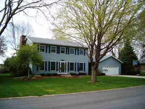 1412 E 36th St, Sterling, IL 61081 photo 1