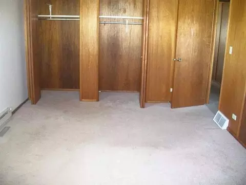 3840 E Winneshiek Rd, Freeport, IL 61032 photo 7