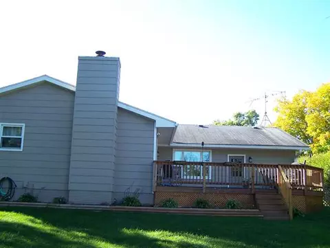 3296 W Knox, Freeport, IL 61032 photo 11