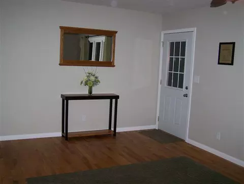 3296 W Knox, Freeport, IL 61032 photo 2