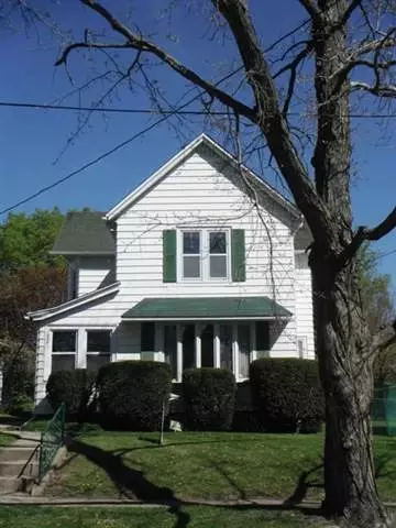 538 E Center St, Freeport, IL 61032 photo 1