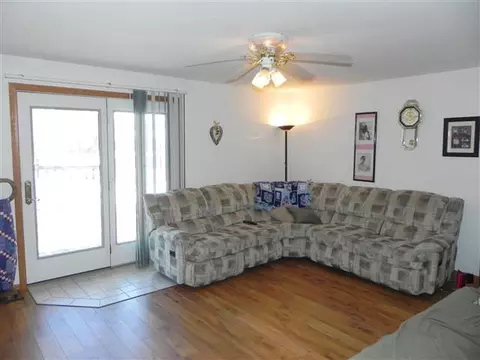 612 E Dawson, Davis, IL 61019 photo 5