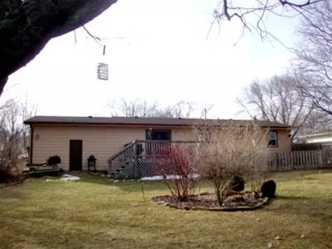 769 Brad Mar Dr, Freeport, IL 61032 photo 2
