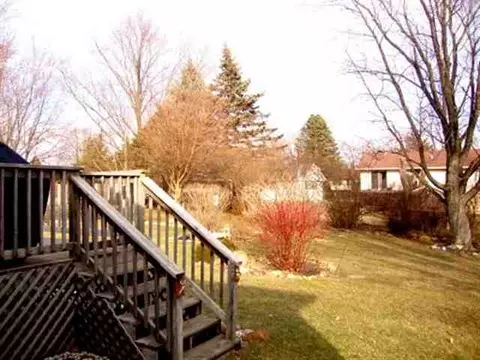 769 Brad Mar Dr, Freeport, IL 61032 photo 3