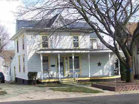 217 S Broad St, Lanark, IL 61046 photo 1