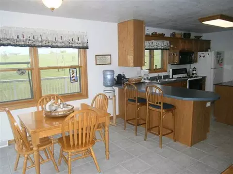 23-101 Brighton Ct, Lanark, IL 61046 photo 5
