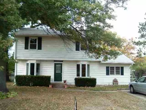 1908 W Laurel, Freeport, IL 61032 photo 1