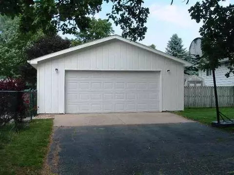 1908 W Laurel, Freeport, IL 61032 photo 12